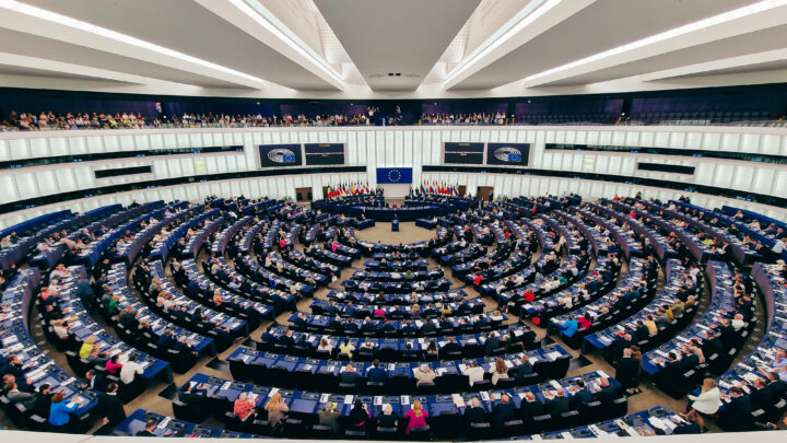 Nisin sot zgjedhjet ne Parlamentin Europian, votojne rreth 350 mln persona